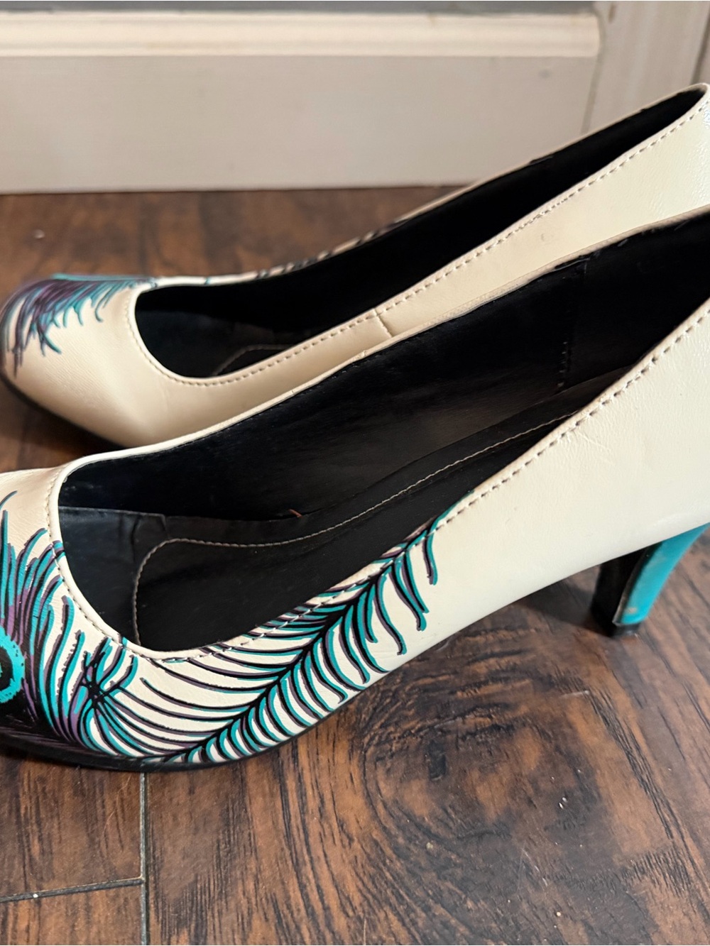 Cream with Teal & Purple Peacock Accent - Picture 4 of 9